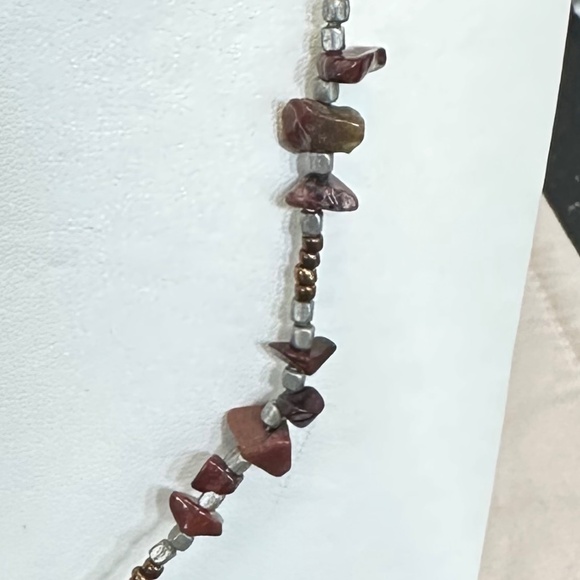 Red Jasper Stone Chip Necklace w/Multicolored Seed Beads Spring Ring Clasp - Picture 15 of 16
